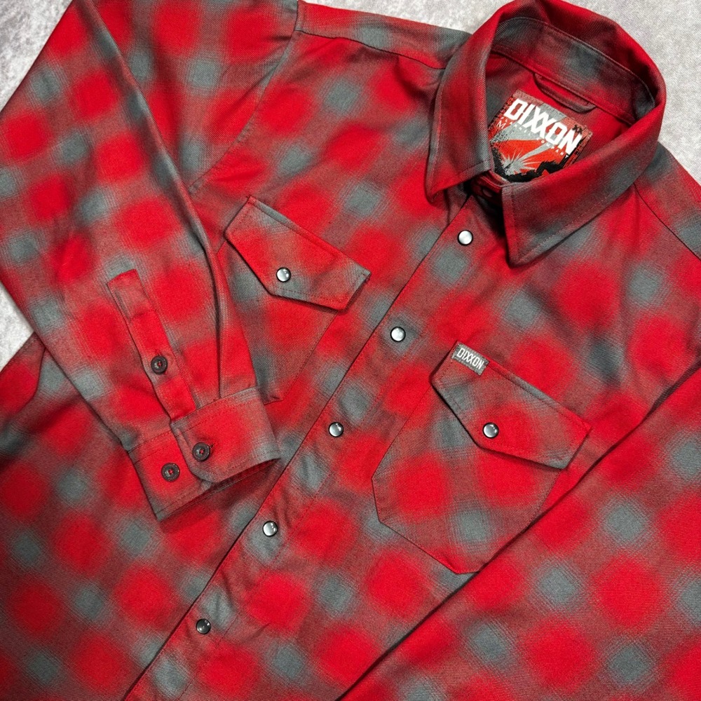 Dixxon Flannel Co Pulaski Red Grey Shadow Plaid D-Tech Snap Button Shirt Mens M